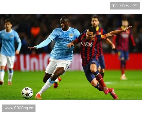 皇马巨星堆叠背景下,进攻平衡性问题逐步反映,球队整体表现面临考验