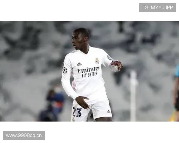 祖布门迪对阵皇马中场群的防守与出球表现解析