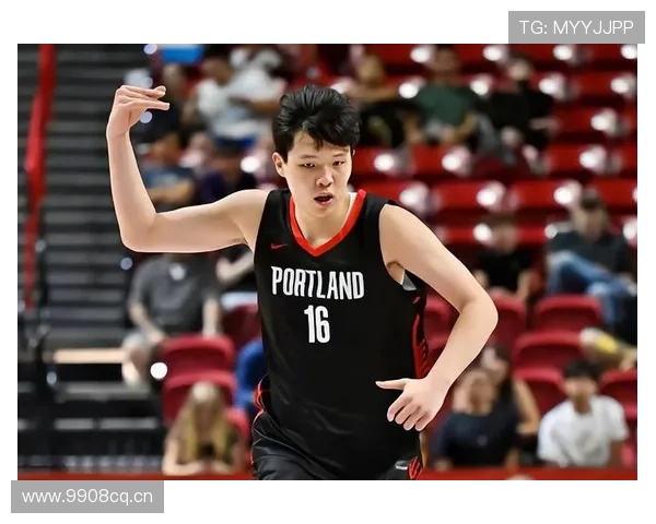 利拉德打完比赛直接扔包坐飞机，下个目的地豪宅taxi都不用买了？