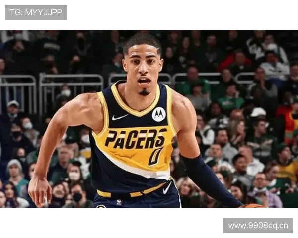 哈利伯顿背身单打拉开差距 提升球队关键时刻组织效率