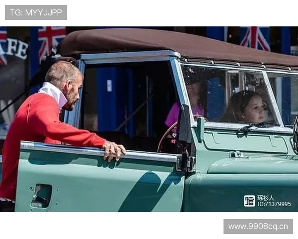 贝克汉姆去超市像走秀，穿得比我结婚那天还讲究
