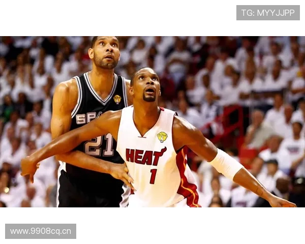 邓肯低位单打牵制防守 与约基奇组织力形成对比